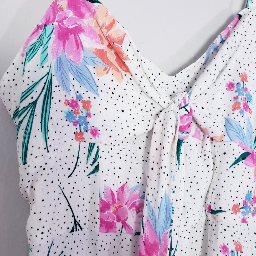 NWT Gianni Bini Tropical Floral Polka Dot Wide Leg Jumpsuit White Medium V-Neck - Picture 6 of 14